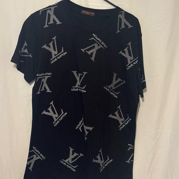 Louis Vuitton Black and Gray Logo Short Sleeve Tee